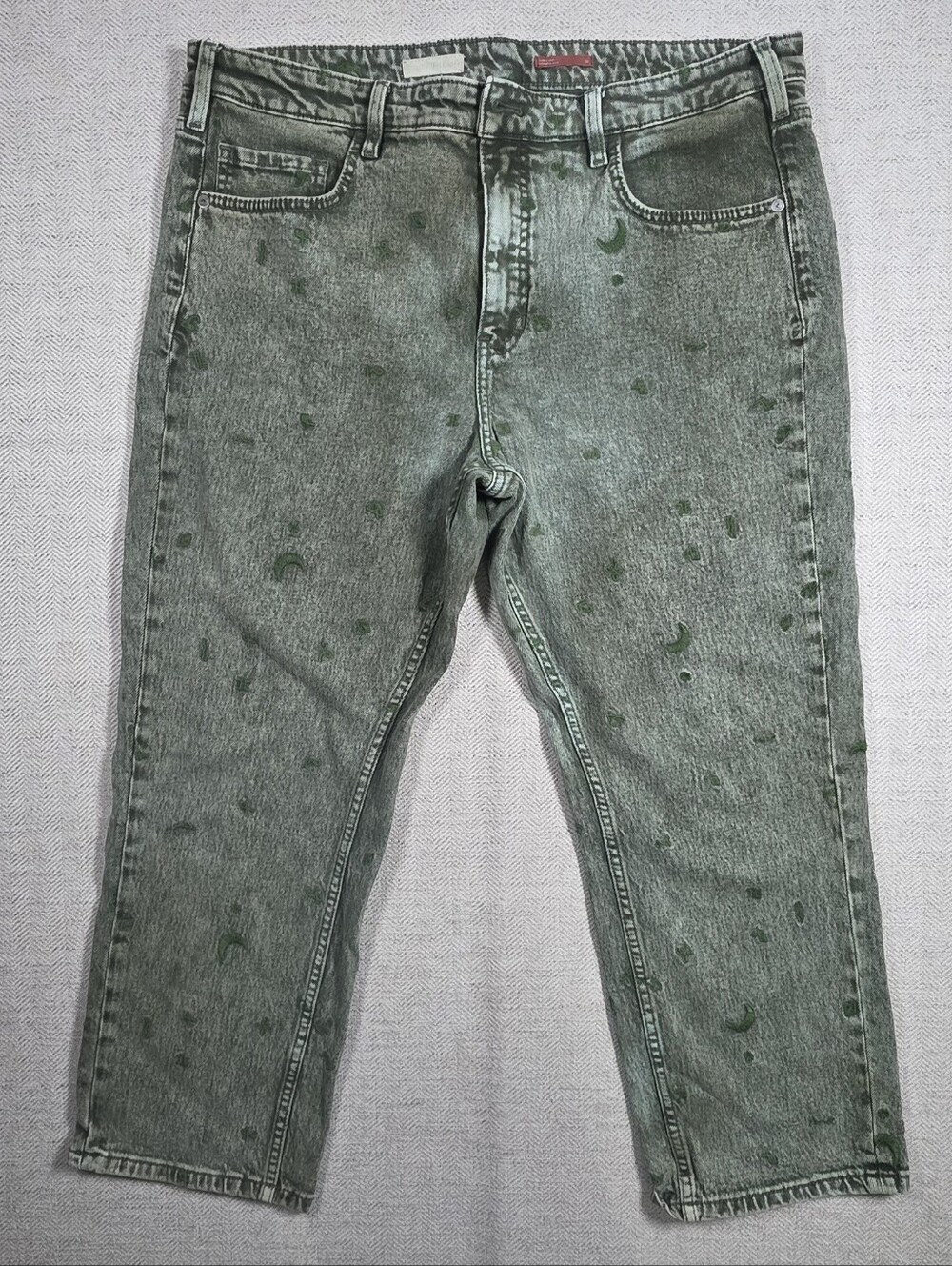 Anthropologie Pilcro The Borrowed Relaxed Jeans Green Embroidered Moon Star 32
